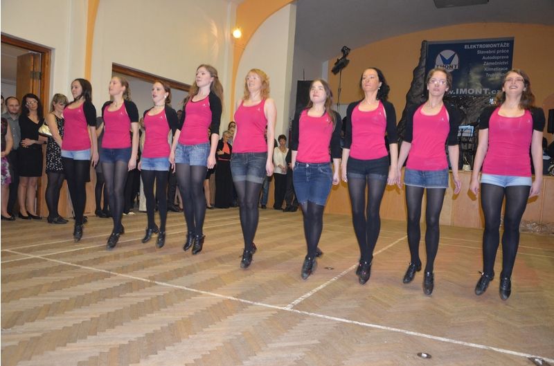 Irské tance v podání skupiny Innis
