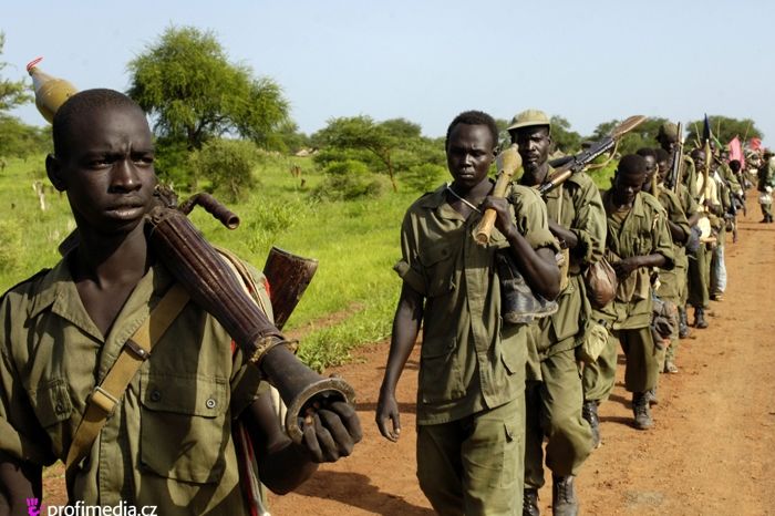 Konflikt v Dárfúru stál život už nejméně 300 000 lidí.