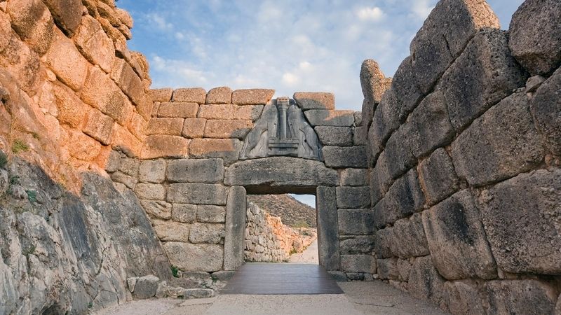 Lví brána v troskách starořeckých Mykén