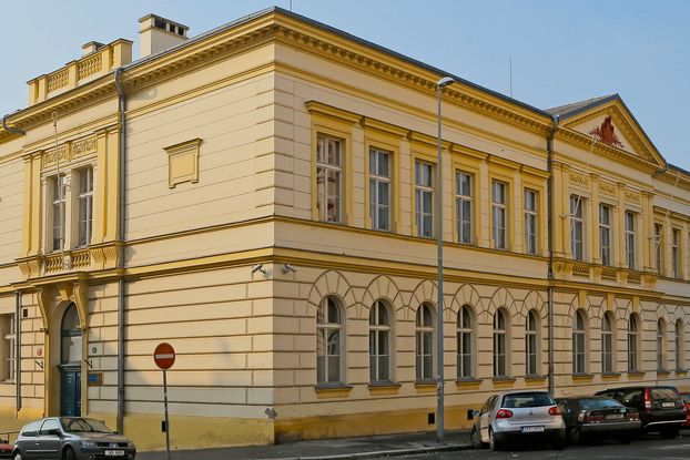 Budovy gymnázií vypadají mnohdy skoro stejně, úrovní výuky se ale často podstatně liší. PORG v Praze-Libni (na snímku) patří k nejlepším.