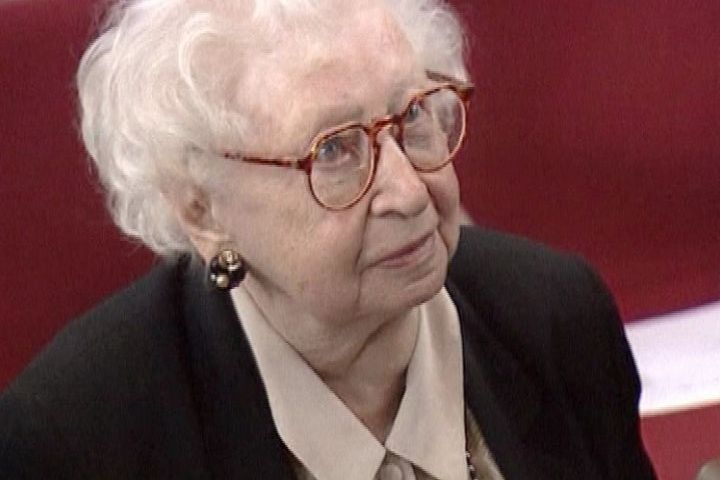 Zemřela žena, která pomáhala Anne Frankové