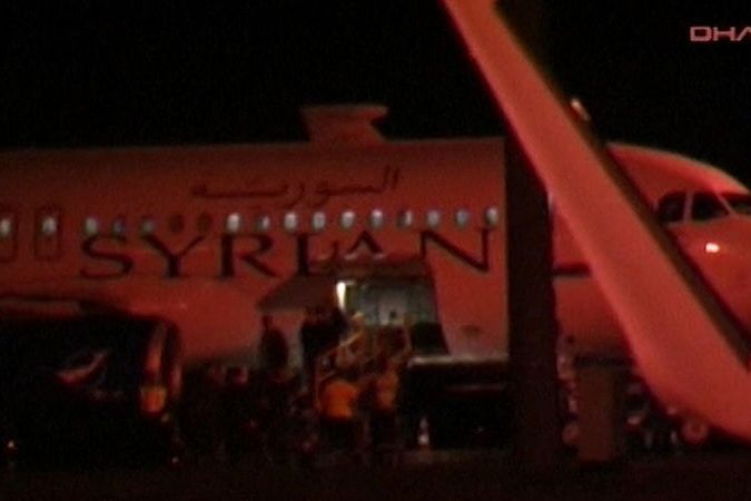 BEZ KOMENTÁŘE: Zadržené syrské letadlo na letišti v turecké Ankaře