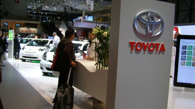 Ženeva 2010 - stánek Toyoty