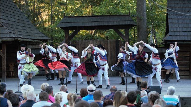 Tance z východního Slovenska jsou pro diváky festivalu Jánošíkův dukát nejatraktivnější.