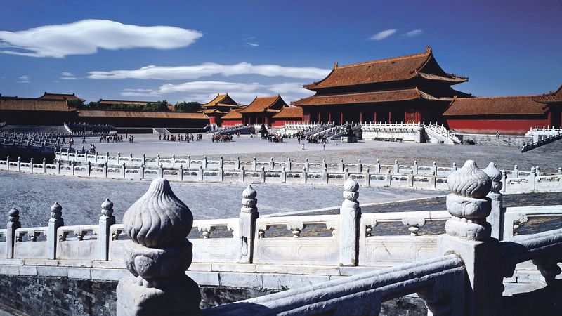 Téměř šest století považuje svět někdejší císařský palác v Pekingu, známější spíše jako Zakázané město a oficiálně označovaný jako Palácové muzeum, za zázrak. 