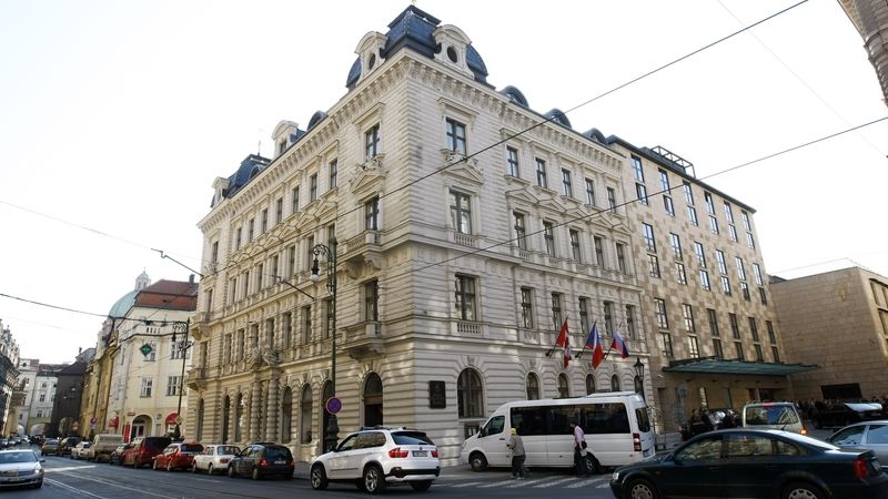 Hotely zažily rekordní rok. Investoři za ně utratili téměř 19 miliard