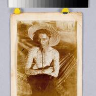 Autoportrét A. V. Friče v Brazílii (1907). 