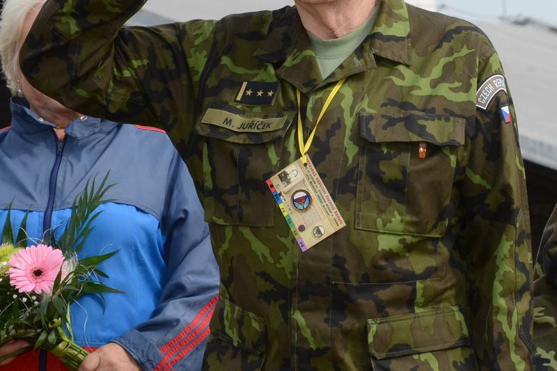 Druhý velitel VÚ 8280 plk. Miloslav Juříček. Jeho jméno neslo čestný název 2. ročníku pochodu.