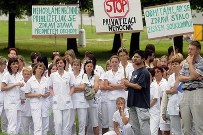 Ke stávce se zapojili i lékaři ostravské fakultní nemocnice.