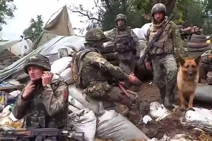 BEZ KOMENTÁŘE: Ukrajinská armáda dobyla zpět kontrolní stanoviště