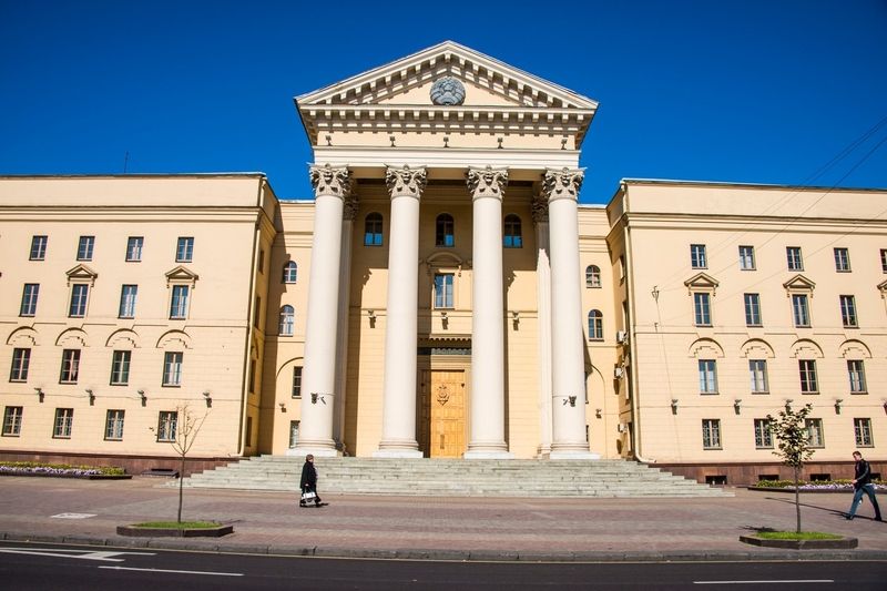 Budova běloruského parlamentu v Minsku