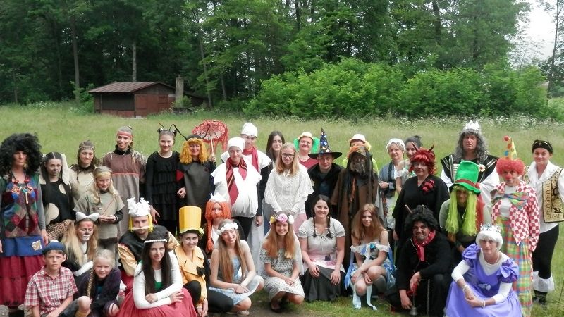 Pohádkové bytosti z Pohádkového lesa v Mělčanech u Dobrušky
