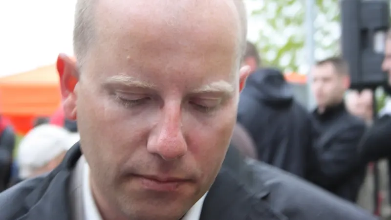 Muz Ktery Dal Sobotkovi Pesti Nadychal 1 88 Promile Novinky Cz