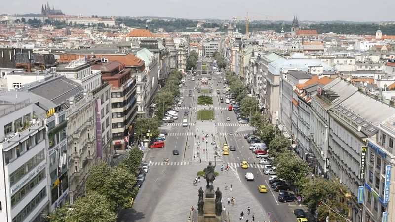 Rekonstrukce Václavského náměstí se prodraží o sto milionů kvůli kolejím