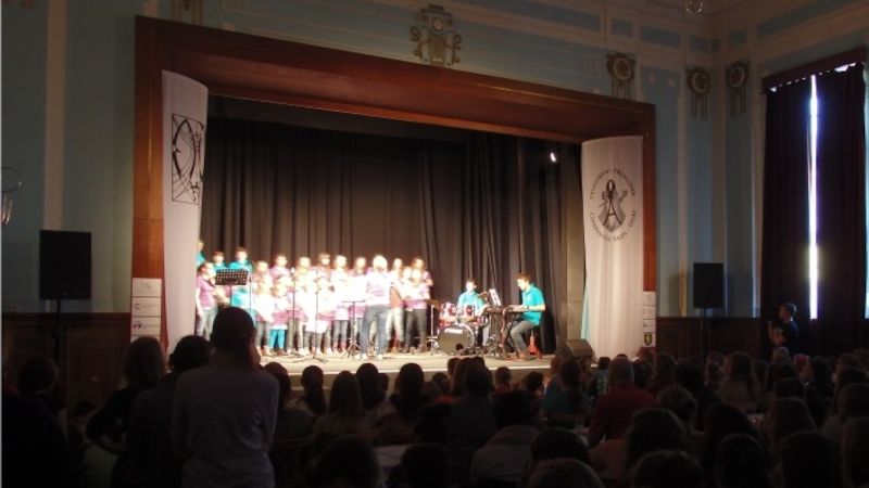 Místem prezentace žáků a studentů církevních škol z celé České republiky je sál Dělnického domu v Odrách. Na přehlídku dorazí také studenti z Košic.
