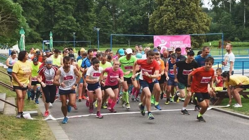 Olympijský běh absolvovalo v Kostelci nad Orlicí téměř sto padesát závodníků. 