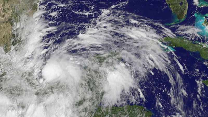 Satelitní záběr starší bouře Ingrid