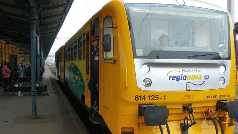 Na Rokycansku vykolejil osobní vlak