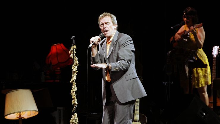 Herec Hugh Laurie vystoupil v pátek se svou bluesovou kapelou v Kongresovém centru.