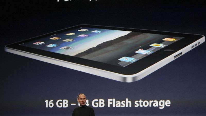 Nejpopulárnější tablet je iPad. První si premiéru odbyl před 15 lety