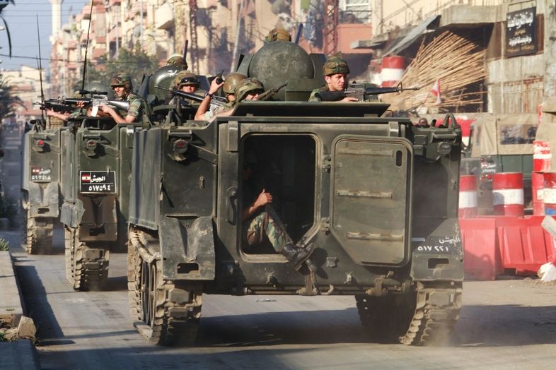 Libanonští vojáci hlídkují v Tripolisu 