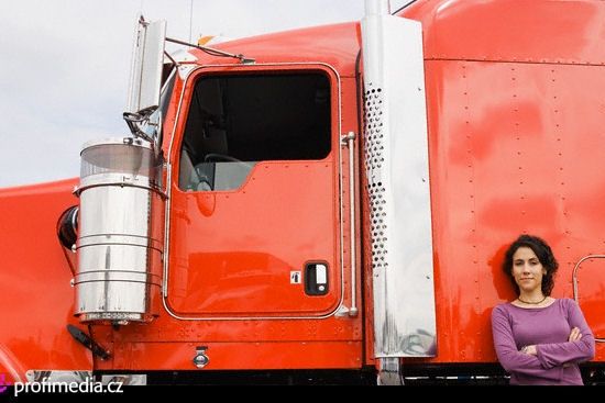 Žena a její kamion