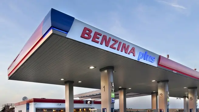 Hlavni Hraci Zmenili Vypocet Ceny Benzinu Novinky Cz