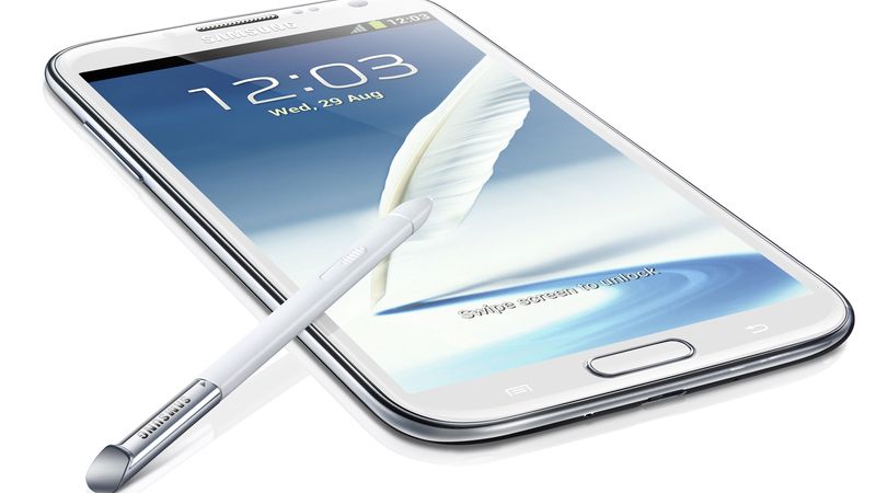 Jedním z mála telefonů na trhu, který nabízí pětipalcový displej, je Samsung Galaxy Note II.