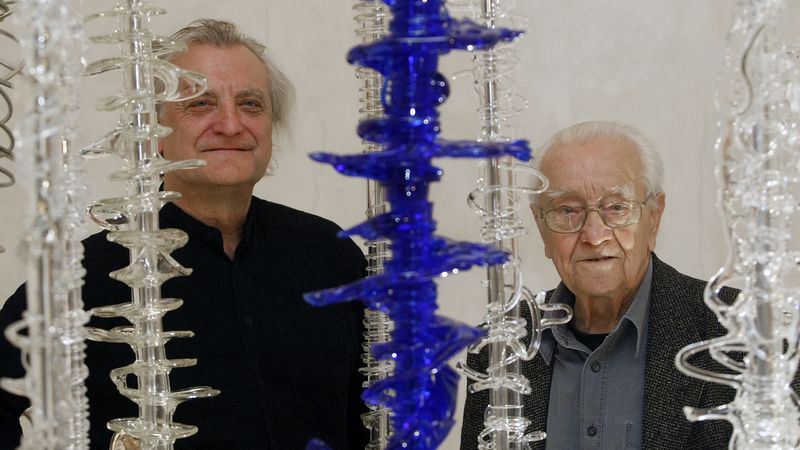 Bořek Šípek (vlevo) ve čtvrtek oslaví třiašedesáté narozeniny. Krásný dárek si nadělil také společnou výstavou s Reném Roubíčkem.