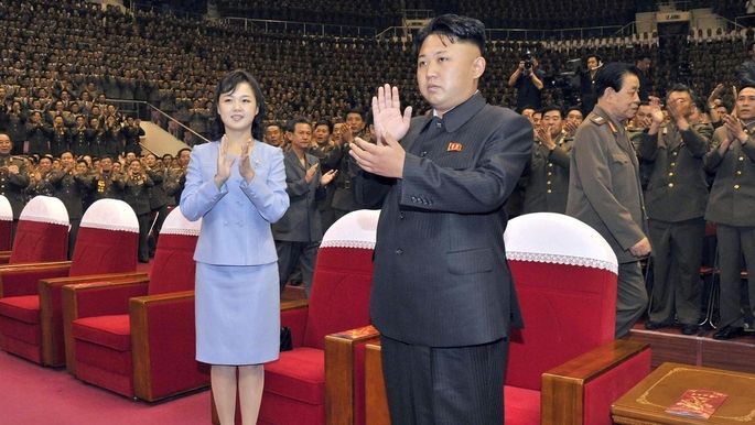 Kim Čong-un s manželkou Ri Sol-ču