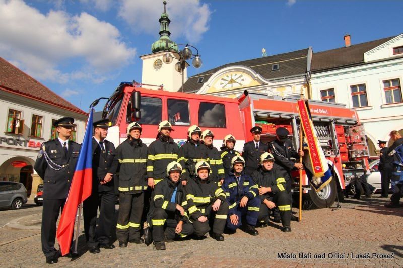K výročí 145 let od založení Sboru dobrovolných hasičů Ústí nad Orlicí I. patřila oslava slavnostního předání nového materiálně- technického vybavení.