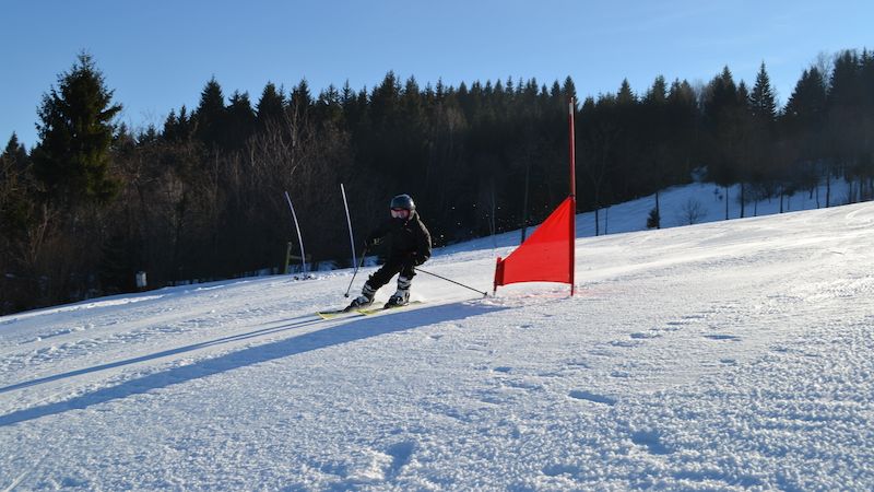 Dětské lyžařské závody Cross Slalom na Sachově studánce na Horní Bečvě proběhnou už v sobotu 25.3.2017