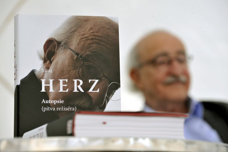 Juraj Herz se svou knihou Autopsie (pitva režiséra)
