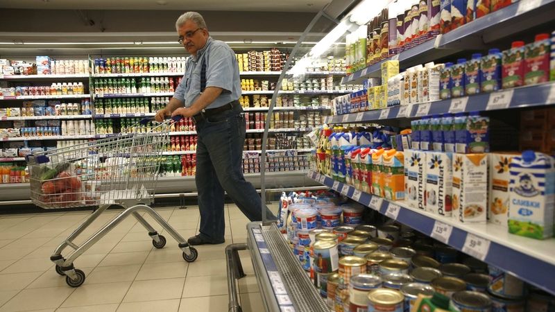 Podle obchodníků poptávku podpořila i medializace kauzy rozdílného složení potravin ve východních a západních zemích Evropské unie. (ilustrační snímek)
