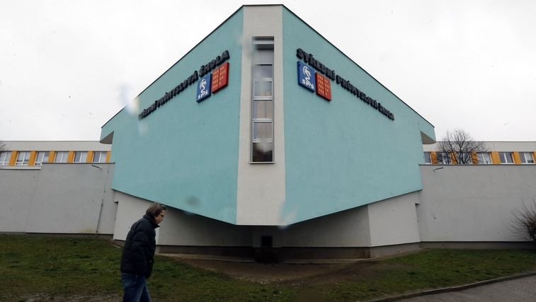 Střední průmyslová škola Na Třebešíně v pražských Malešicích, kde došlo k šikaně učitelky.