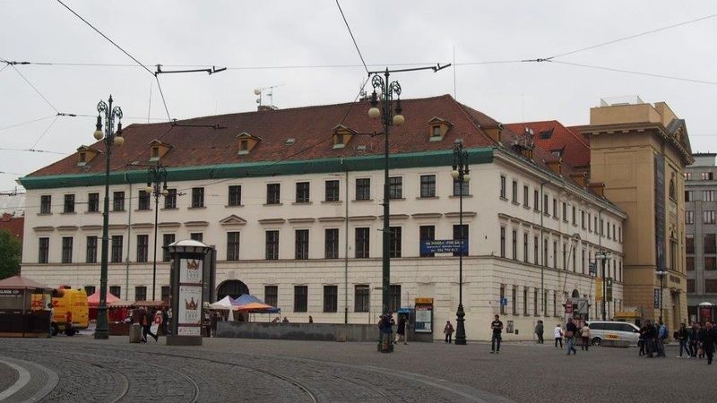 V prostorách bývalého barokního kláštera sídlilo regionální pracoviště ÚZSVM pro Střední Čechy, které se loni přestěhovalo do budovy na Rašínově nábřeží v Praze 2. 