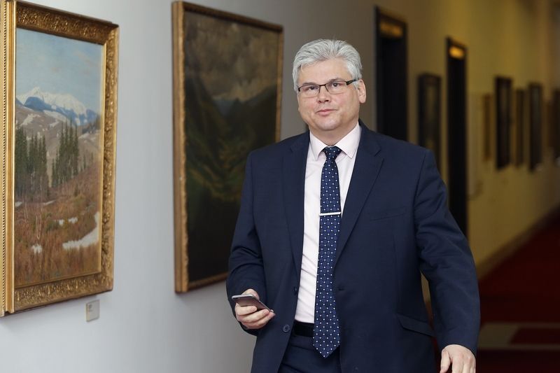 Ministr zdravotnictví Miloslav Ludvík (ČSSD)