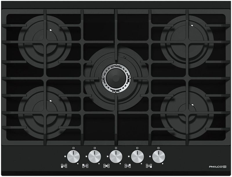 Plynová varná deska s 5 hořáky, prostřední slouží pro přípravu pokrmu v pánvi wok. Varná deska má bezpečnostní sklo, litinové podpěry nebo termoelektrickou pojistku. Cena 9990 Kč. 