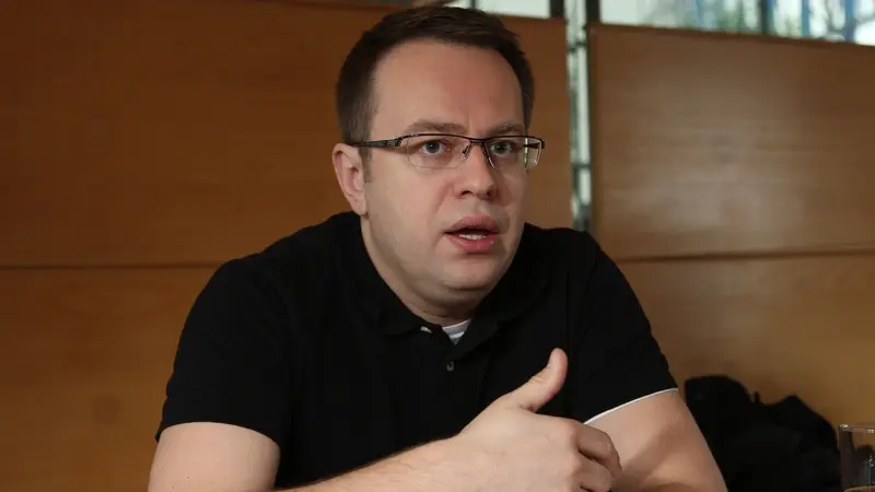ČT uplatnila vůči Moravcovi sankce za porušení kon