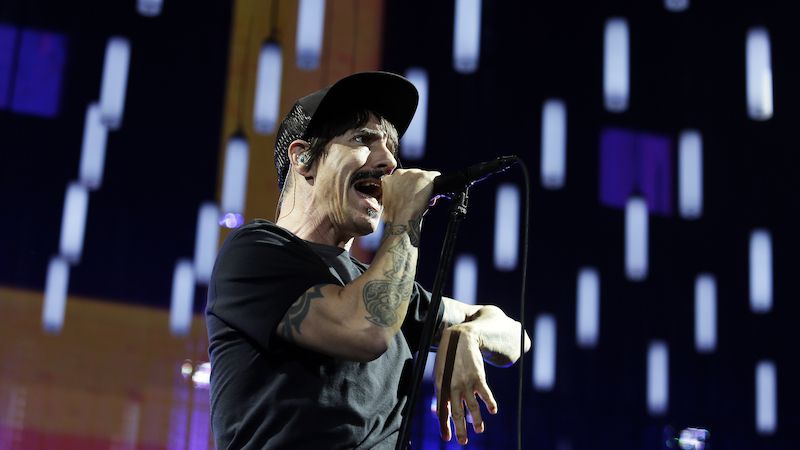 Red Hot Chili Peppers prodávají práva na písně jako Dylan