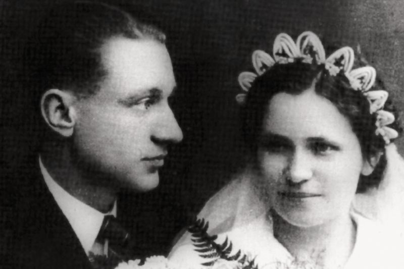 V roce 1937 se Karel Svoboda oženil s Irenou Hájkovou.