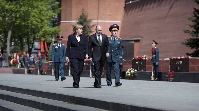 Angela Merkelová a Vladimir Putin v Kremlu