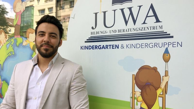 Ali Kaya, šéf šesti vídeňských školek Juwa s 300 dětmi