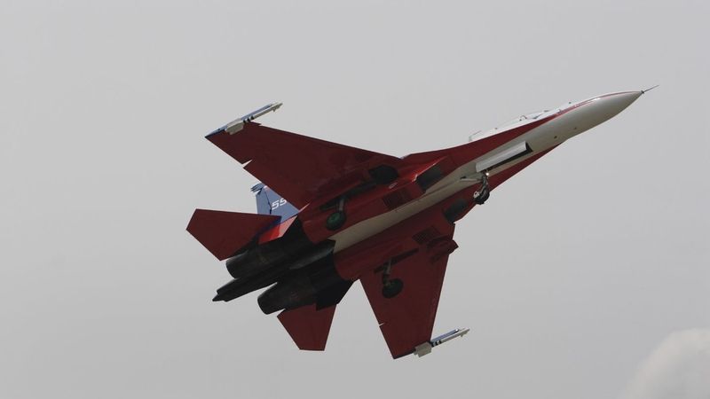 Nad Krymem se zřítil ruský bojový letoun