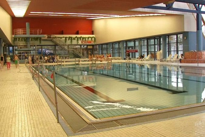 BEZ KOMENTÁŘE: Radnice v německém Bornheimu zakázala vstup migrantům do tohoto bazénu