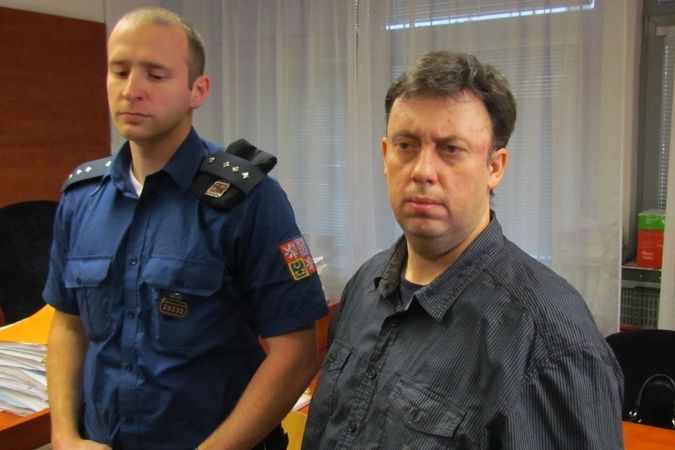 Obžalovaný Robert Tremel před senátem Krajského soud v Ústí nad Labem