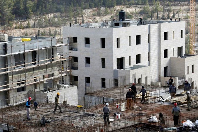 Výstavba obytných domů v židovské osadě Ramot 