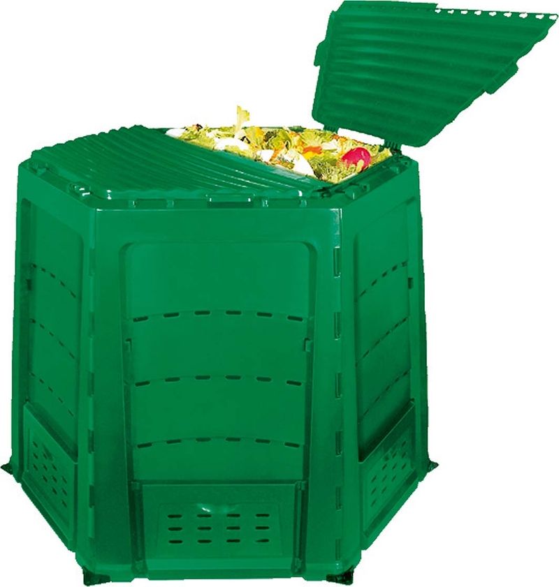 Kompostér Thermoquick Express 800 o objemu 820 l rychle kompostuje pomocí optimálního provzdušňování. Možnost odběru kompostu ze všech stran, snadná montáž, cena 1999 Kč. 