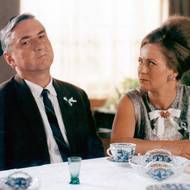 V Pelíšcích (1999) se Simonou Stašovou v nezapomenutelné scéně s plastovými lžičkami, při jejichž výrobě udělali soudruzi z NDR někde chybu. 