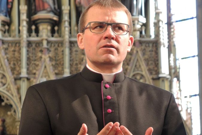 Nový plzeňským biskupem se stal Tomáš Holub.